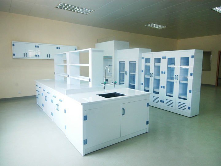 PP實驗臺中央臺