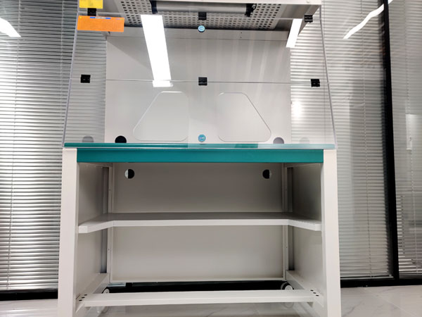 無管道通風(fēng)柜